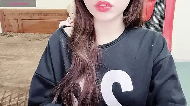 Snapshot of TrinhH_Nabbi chatting on January 18, 1:40 pm TrinhH Nabbi online show from January 18, 1:40 pm