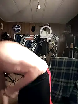 Snapshot of omgkidisthaone chatting on March 21, 4:28 am omgkidisthaone online show from March 21, 4:28 am