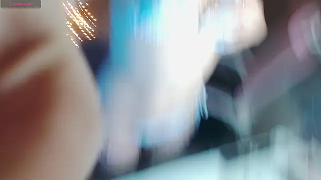 Snapshot of mily_milk_ chatting on December 12, 6:57 am mily milk online show from December 12, 6:57 am