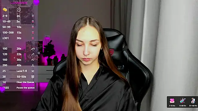 Snapshot of Sm0ly chatting on December 16, 1:21 am Sm0ly online show from December 16, 1:21 am