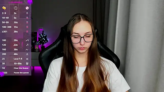 Snapshot of Sm0ly chatting on January 17, 1:36 am Sm0ly online show from January 17, 1:36 am