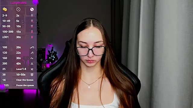 Snapshot of Sm0ly chatting on January 18, 1:52 am Sm0ly online show from January 18, 1:52 am