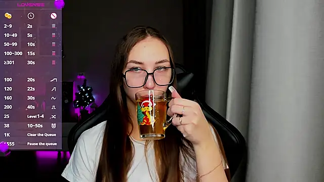 Snapshot of Sm0ly chatting on January 21, 1:29 am Sm0ly online show from January 21, 1:29 am