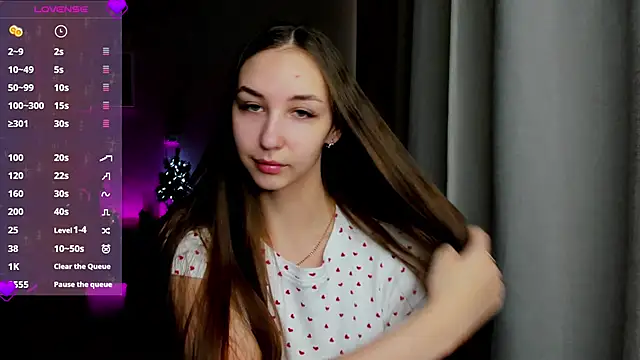 Snapshot of Sm0ly chatting on February 24, 2:19 am Sm0ly online show from February 24, 2:19 am