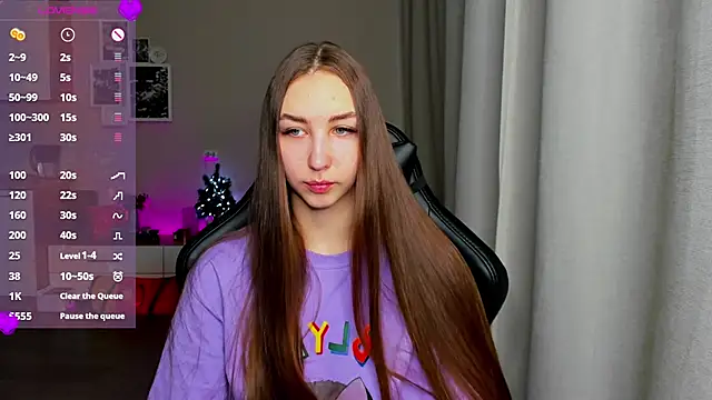 Snapshot of Sm0ly chatting on March 17, 2:30 am Sm0ly online show from March 17, 2:30 am