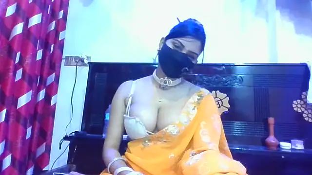 Snapshot of mariyaqueen chatting on March 10, 11:38 pm mariyaqueen online show from March 10, 11:38 pm