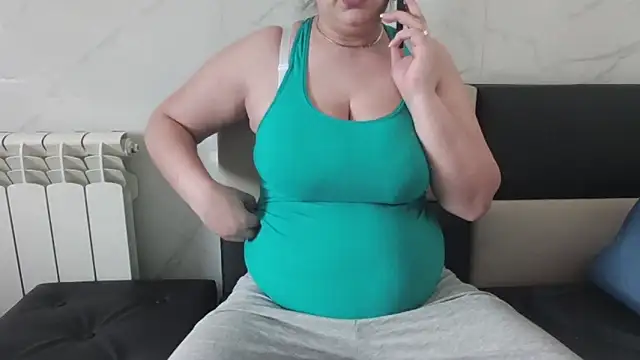 milfmomxx online show from January 15, 10:49 am