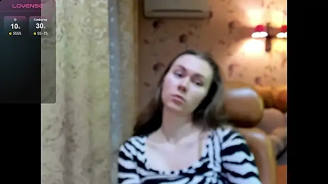 Snapshot of MadeleineWiliams chatting on November 2, 9:06 pm MadeleineWiliams online show from November 2, 9:06 pm