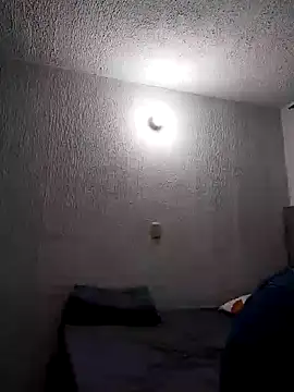 samanthaeliott22 online show from December 23, 1:29 am