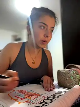 Cloew Marz online show from November 17, 9:09 pm