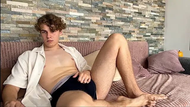 dymonted online show from October 10, 9:52 am