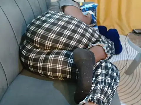 Snapshot of leslysexygirl chatting on September 9, 5:07 am leslysexygirl online show from September 9, 5:07 am