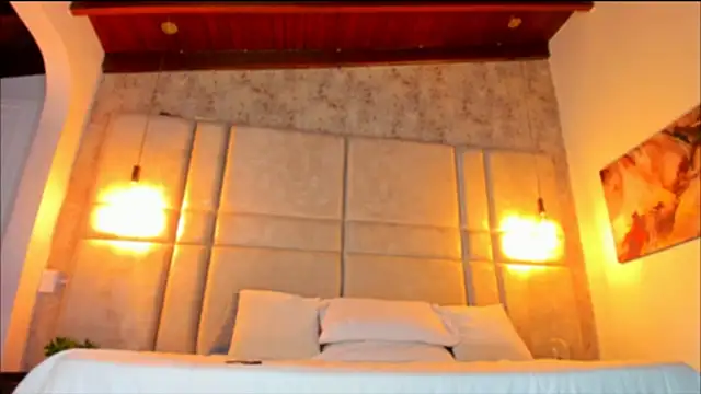 Snapshot of AlessiaLondon chatting on January 26, 4:20 am AlessiaLondon online show from January 26, 4:20 am