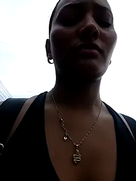 Pandora gu online show from February 4, 8:25 pm