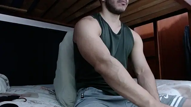 Alexsb1998 online show from February 13, 6:52 am