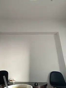 RaquelleDevon online show from March 11, 6:10 am