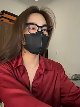 Lilisa miu online show from March 3, 4:35 pm