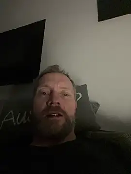 Snapshot of Rockburg chatting on January 1, 8:35 am Rockburg online show from January 1, 8:35 am