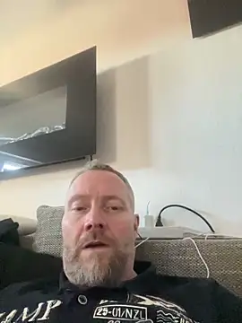 Snapshot of Rockburg chatting on March 19, 3:19 pm Rockburg online show from March 19, 3:19 pm