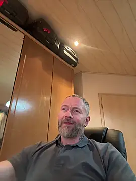 Snapshot of Rockburg chatting on April 9, 2:11 pm Rockburg online show from April 9, 2:11 pm