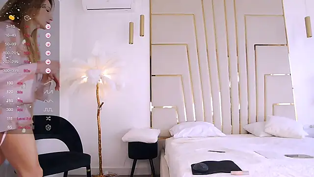 Snapshot of Goodgirlgonabad chatting on February 13, 12:21 pm Goodgirlgonabad online show from February 13, 12:21 pm