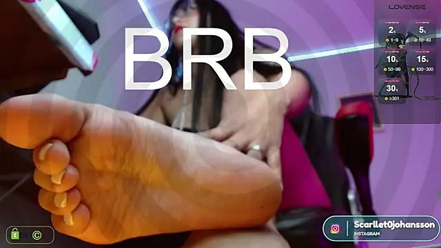 Miss scarllet  online show from January 15, 2:06 am