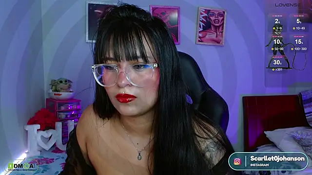 Miss scarllet  online show from January 15, 4:11 pm