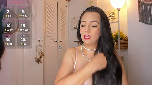 anaruiz  online show from May 30, 11:46 pm