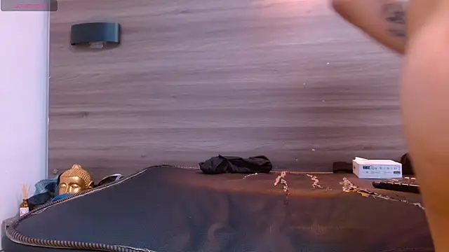 Snapshot of Cutie_Shy_ chatting on February 28, 11:12 pm Cutie Shy online show from February 28, 11:12 pm