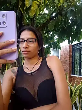 lily sk online show from January 19, 11:00 pm