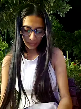 lily sk online show from February 8, 1:32 am