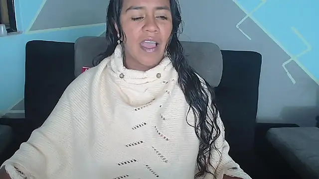 saggil23 online show from March 30, 3:07 am