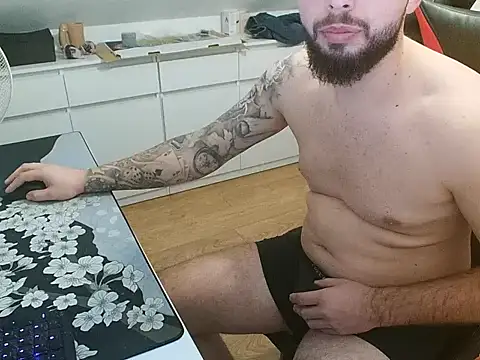 Snapshot of prezydentcam chatting on February 28, 12:44 am prezydentcam online show from February 28, 12:44 am