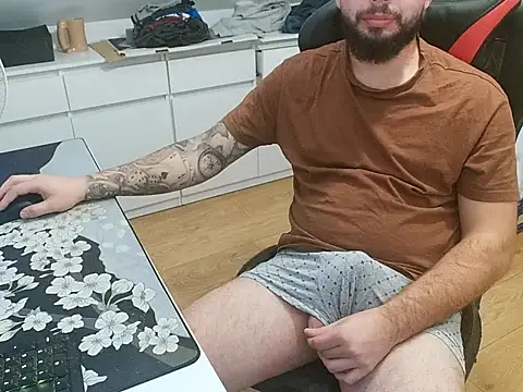 Snapshot of prezydentcam chatting on March 6, 3:19 pm prezydentcam online show from March 6, 3:19 pm