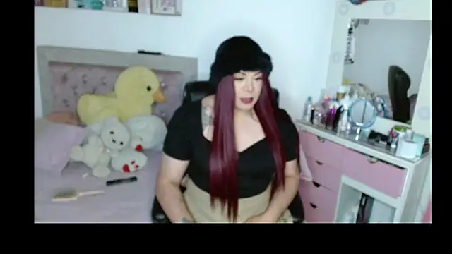 Snapshot of kim_hot69_ chatting on January 12, 2:00 pm kim hot69 online show from January 12, 2:00 pm