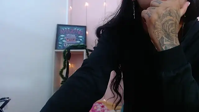 camilawilliams707rs online show from April 24, 12:24 am