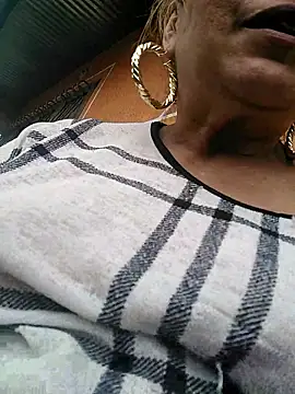 Kazsandraa online show from January 12, 5:18 pm