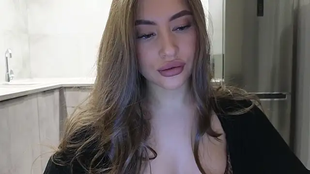 Cinderella     online show from January 31, 9:05 pm