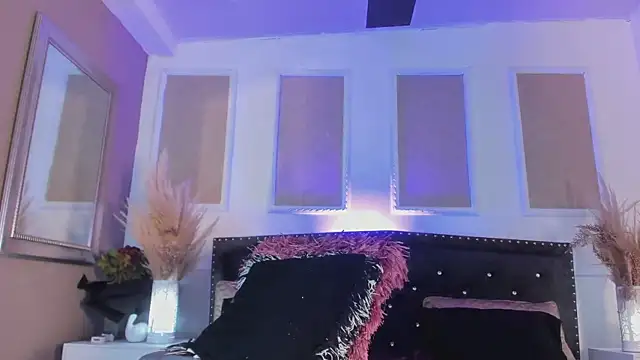 queen satin online show from March 15, 12:13 pm