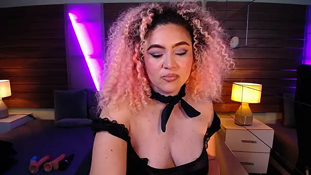Snapshot of Kateryn_ chatting on January 21, 11:13 pm Kateryn online show from January 21, 11:13 pm