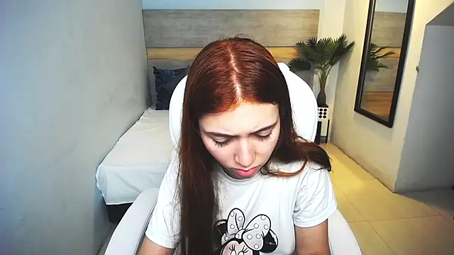 liseth fox online show from December 23, 3:33 pm