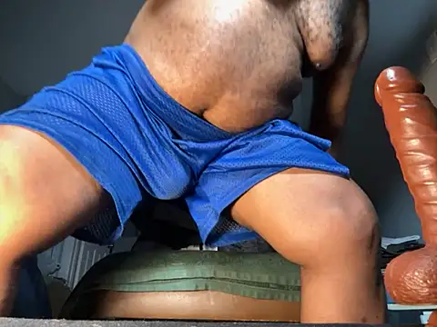 Snapshot of ChiRaqb8 chatting on September 28, 12:49 am ChiRaqb8 online show from September 28, 12:49 am