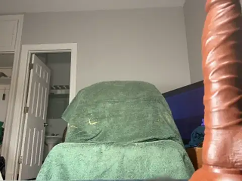 Snapshot of ChiRaqb8 chatting on November 10, 2:54 am ChiRaqb8 online show from November 10, 2:54 am