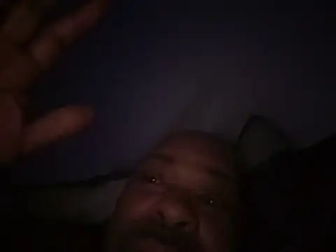 Snapshot of ChiRaqb8 chatting on February 17, 12:29 am ChiRaqb8 online show from February 17, 12:29 am