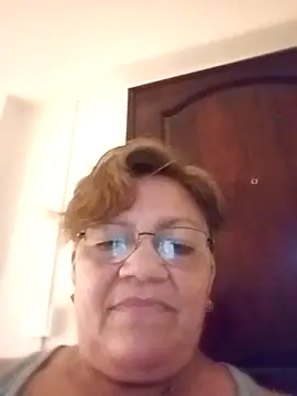 Madrastrahot69 online show from October 29, 5:31 am