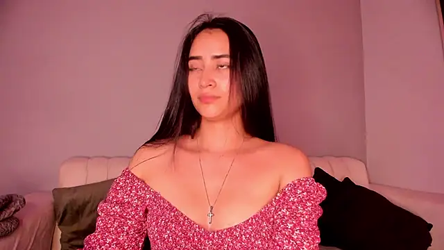 lara madisson online show from May 10, 4:17 am
