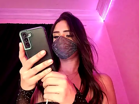 Snapshot of ---sophia--- chatting on September 27, 1:49 pm ---sophia--- online show from September 27, 1:49 pm