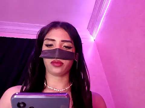 Snapshot of ---sophia--- chatting on October 1, 7:20 pm ---sophia--- online show from October 1, 7:20 pm