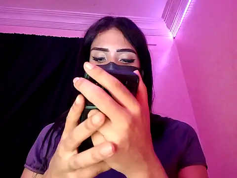 Snapshot of ---sophia--- chatting on October 3, 9:01 pm ---sophia--- online show from October 3, 9:01 pm