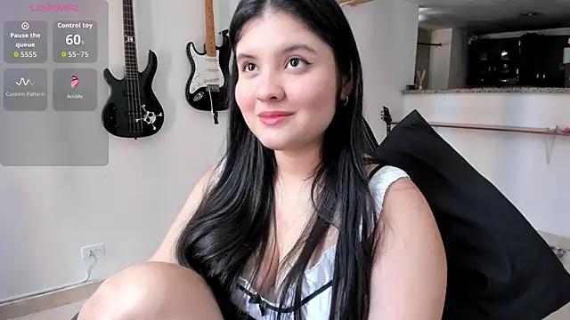 lilpervertgirl online show from November 8, 6:18 pm